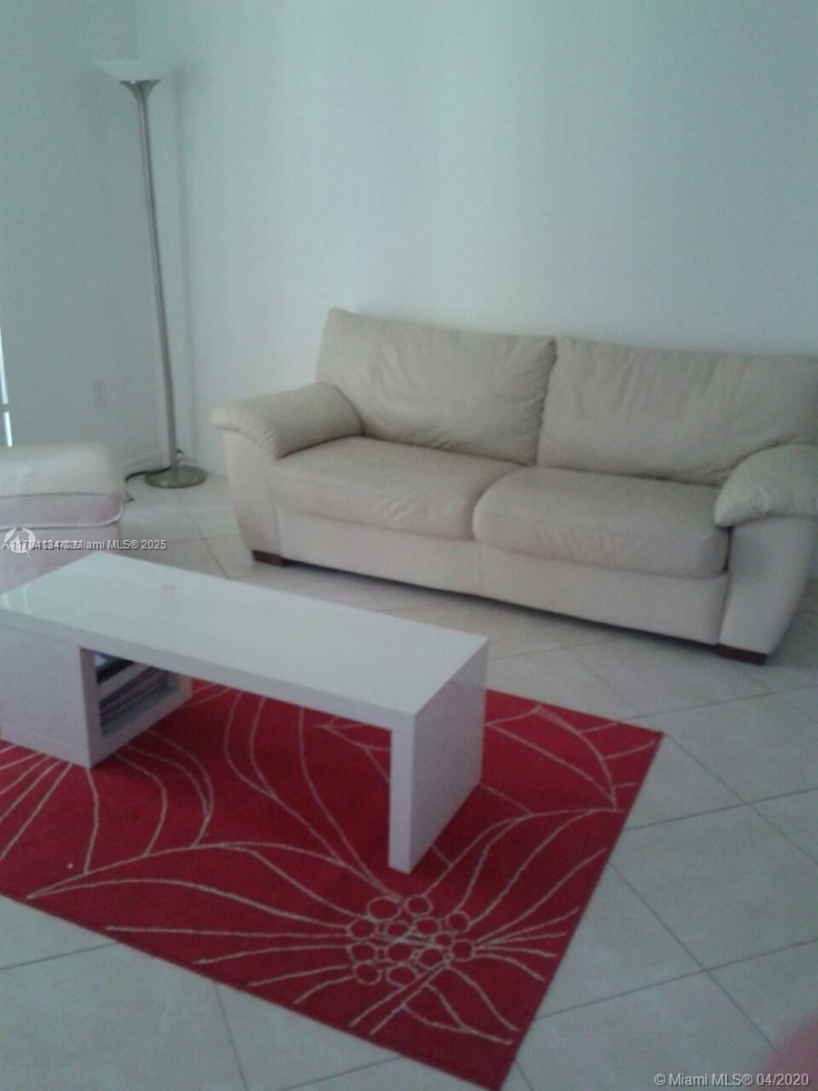 Real estate property located at 19501 Country Club Dr #104, Miami-dade, The Yacht Club At Aventur, Aventura, FL