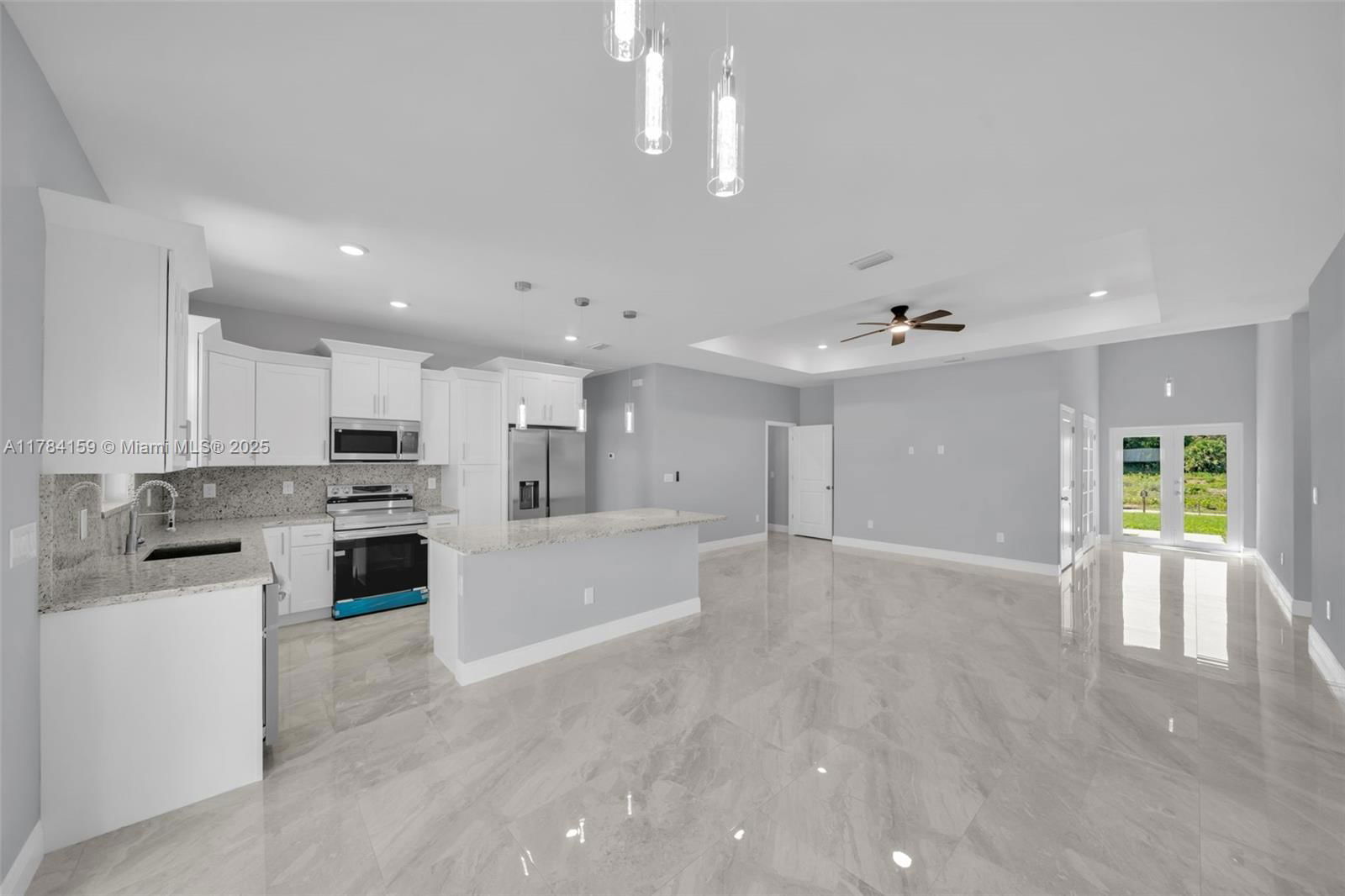 Real estate property located at 867 CARBON ST E, Other, Lehigh Acres, Other City - In The State Of Florida, FL