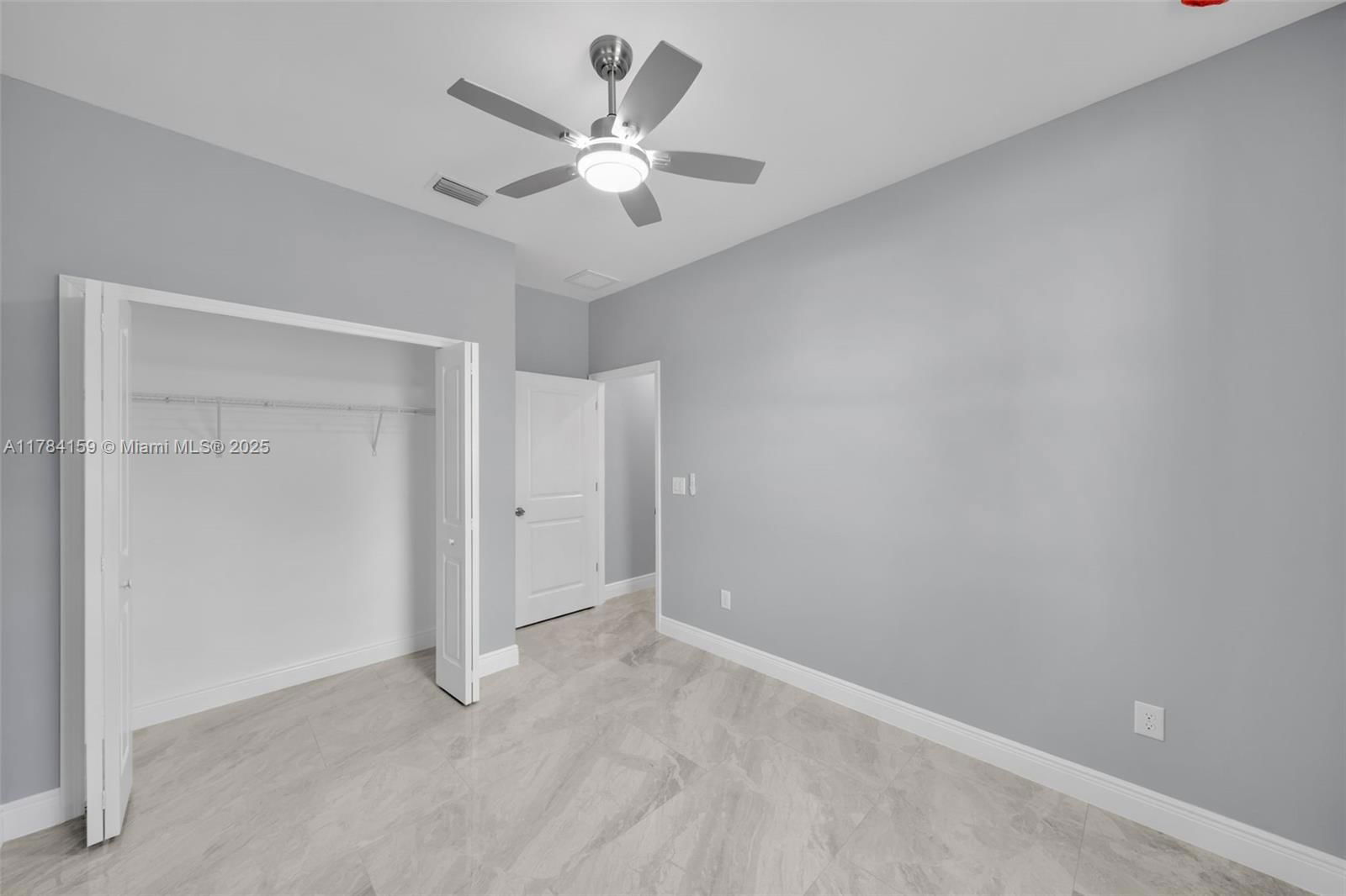 Real estate property located at 867 CARBON ST E, Other, Lehigh Acres, Other City - In The State Of Florida, FL