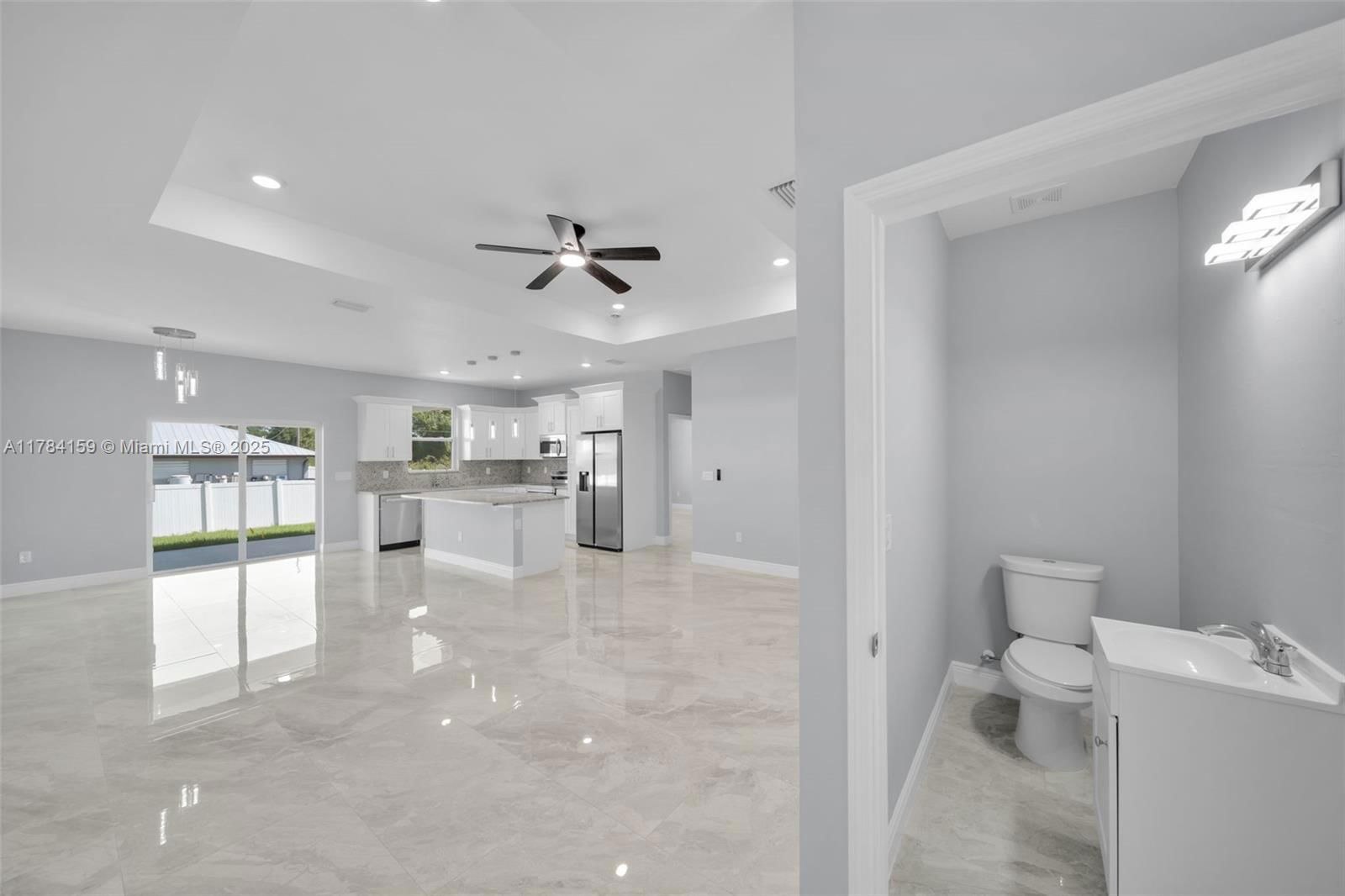 Real estate property located at 867 CARBON ST E, Other, Lehigh Acres, Other City - In The State Of Florida, FL