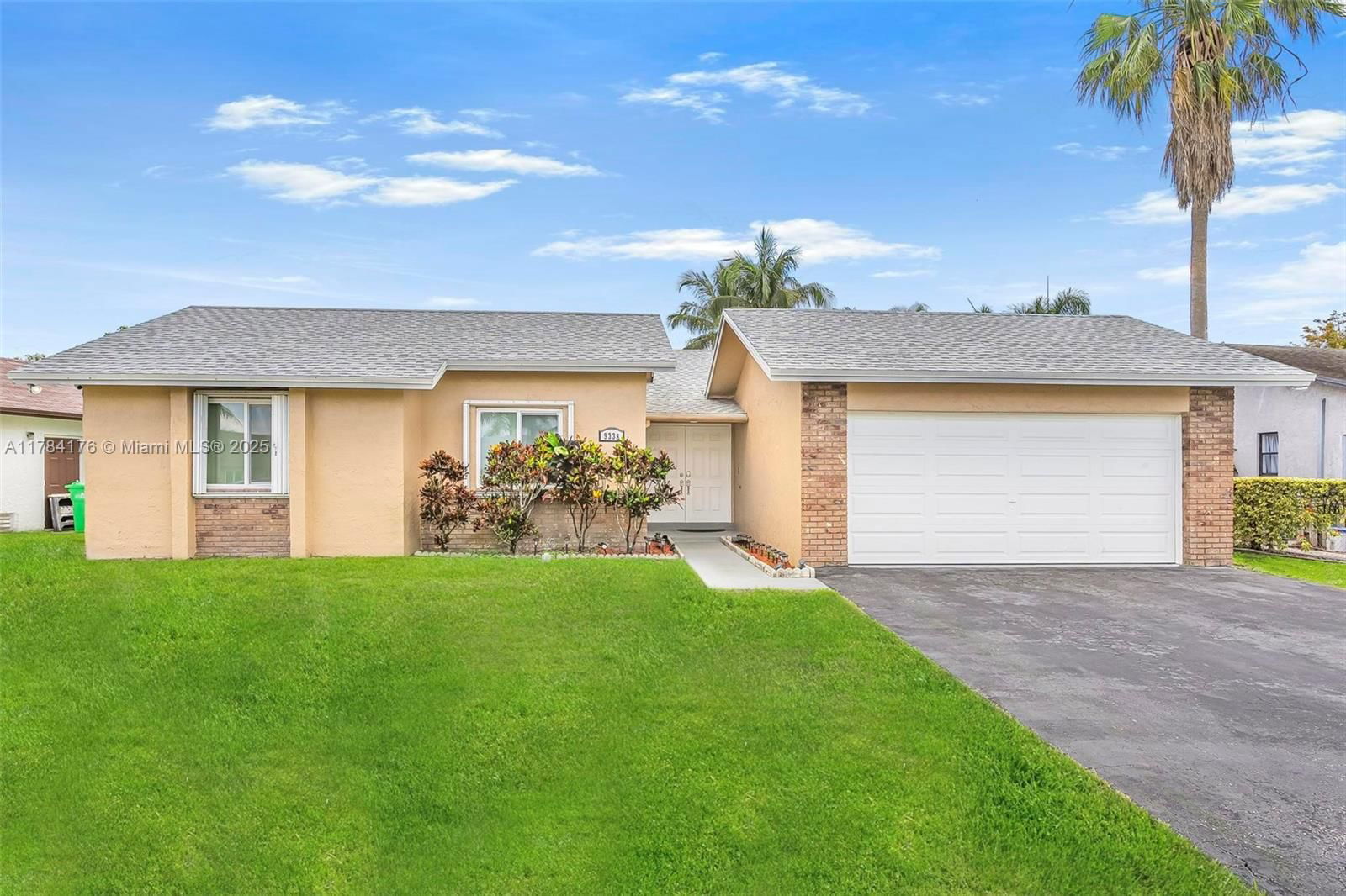 Real estate property located at 9338 47th St, Broward, Springtree West, Sunrise, FL