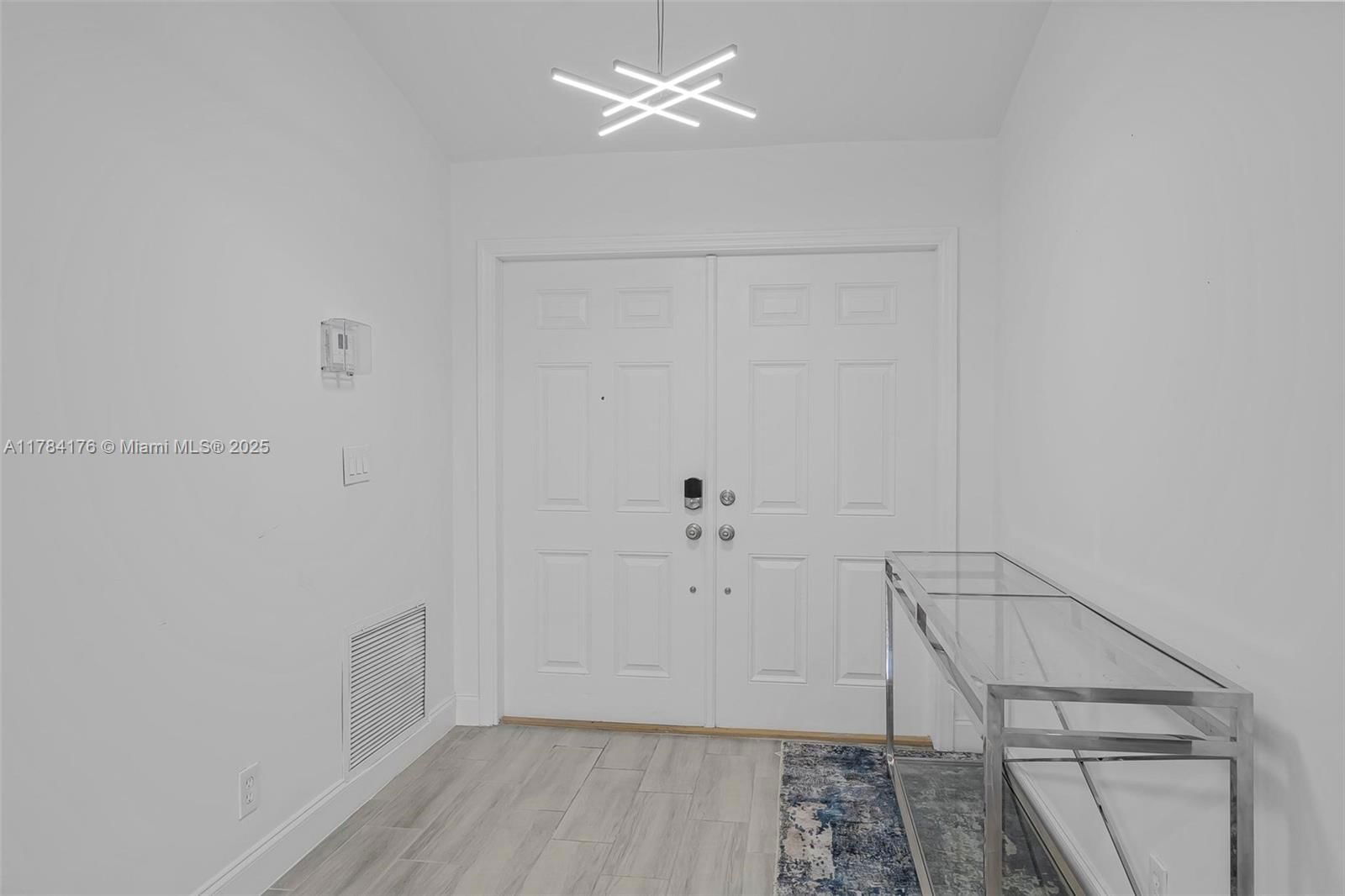 Real estate property located at 9338 47th St, Broward, Springtree West, Sunrise, FL