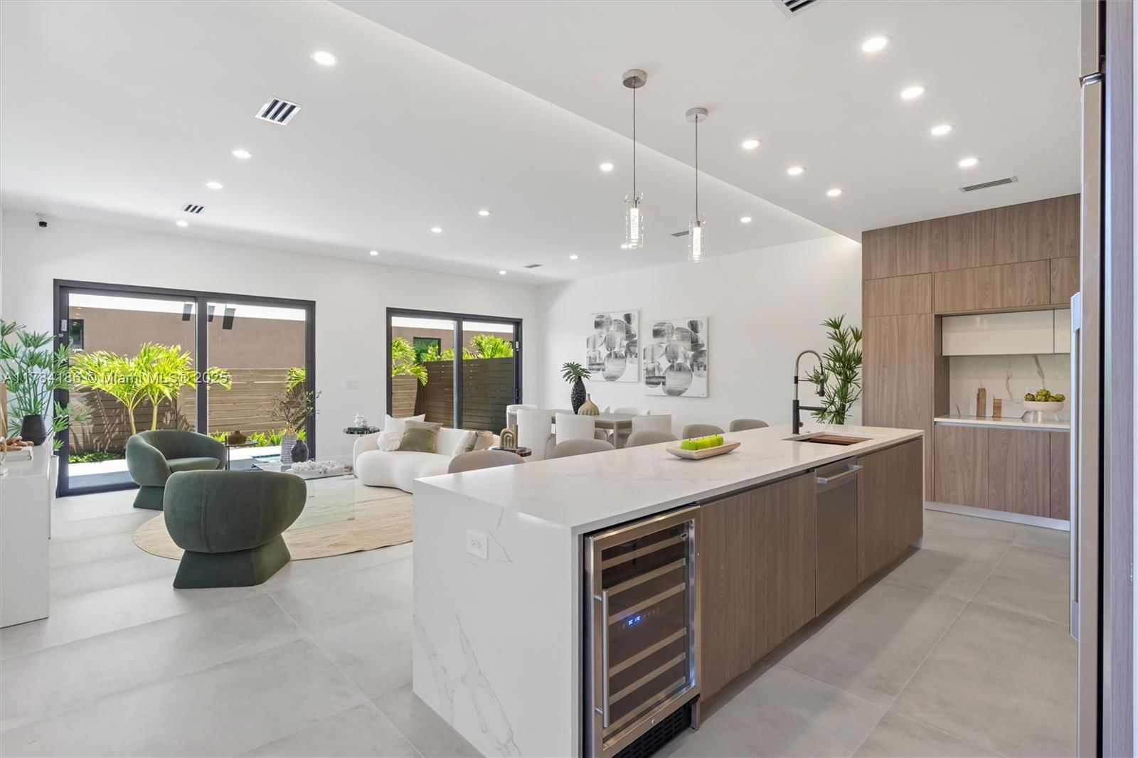 Real estate property located at 2431 18th St, Broward, Livermore Estates, Fort Lauderdale, FL