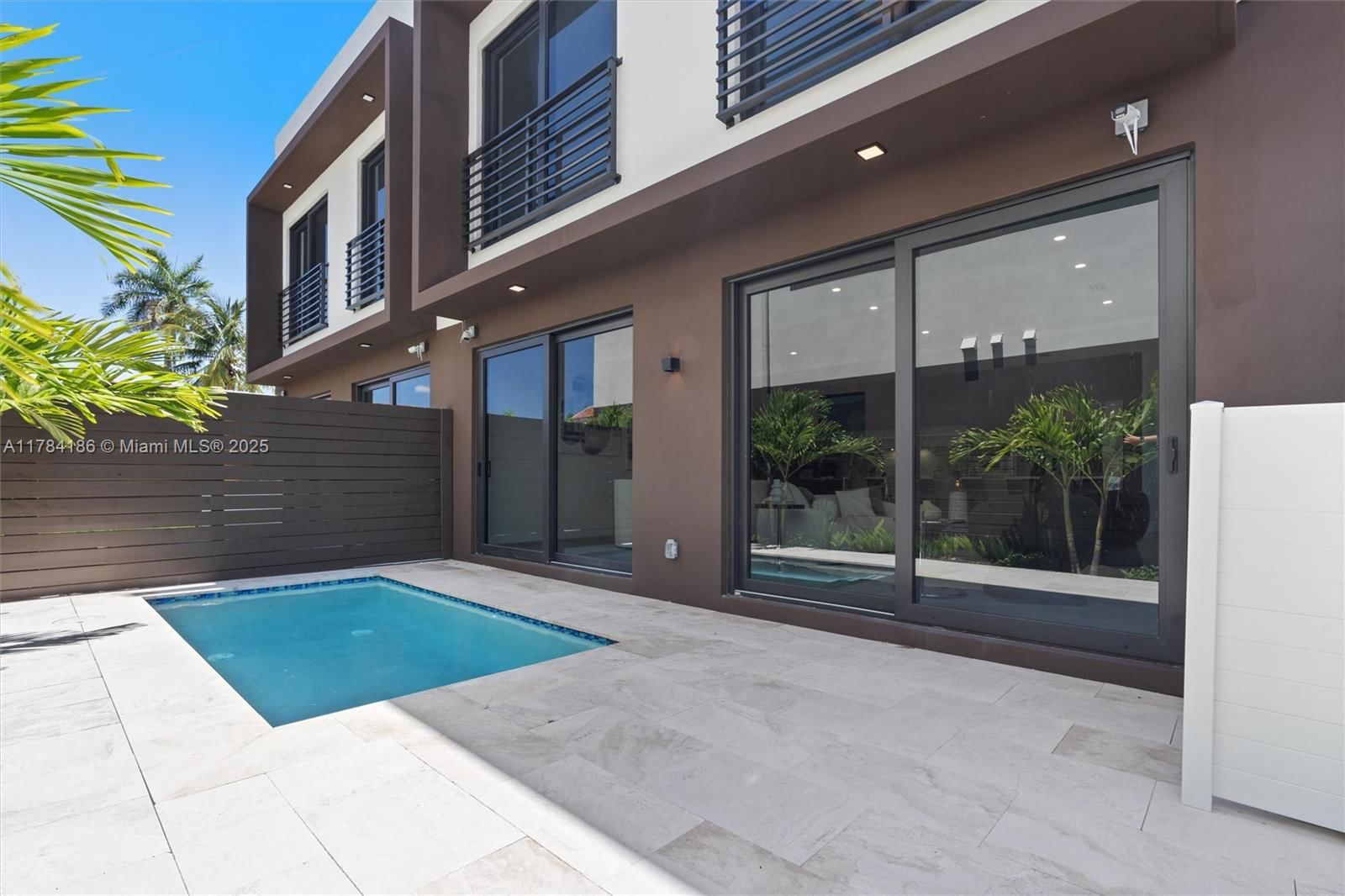 Real estate property located at 2431 18th St, Broward, Livermore Estates, Fort Lauderdale, FL