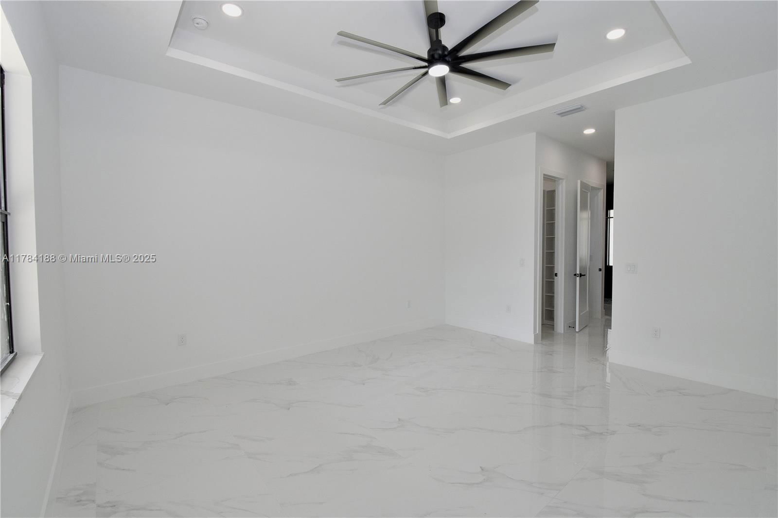 Real estate property located at 103 Scott Ave, Lee, Lehigh Acres, Lehigh Acres, FL