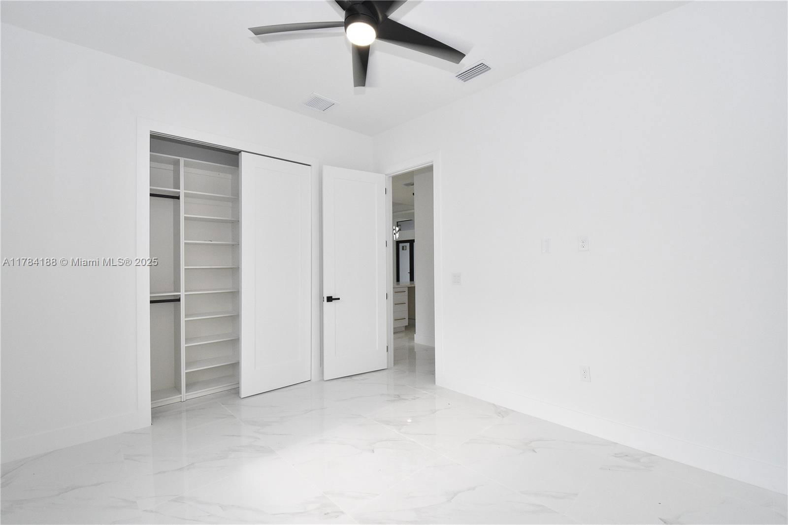 Real estate property located at 103 Scott Ave, Lee, Lehigh Acres, Lehigh Acres, FL