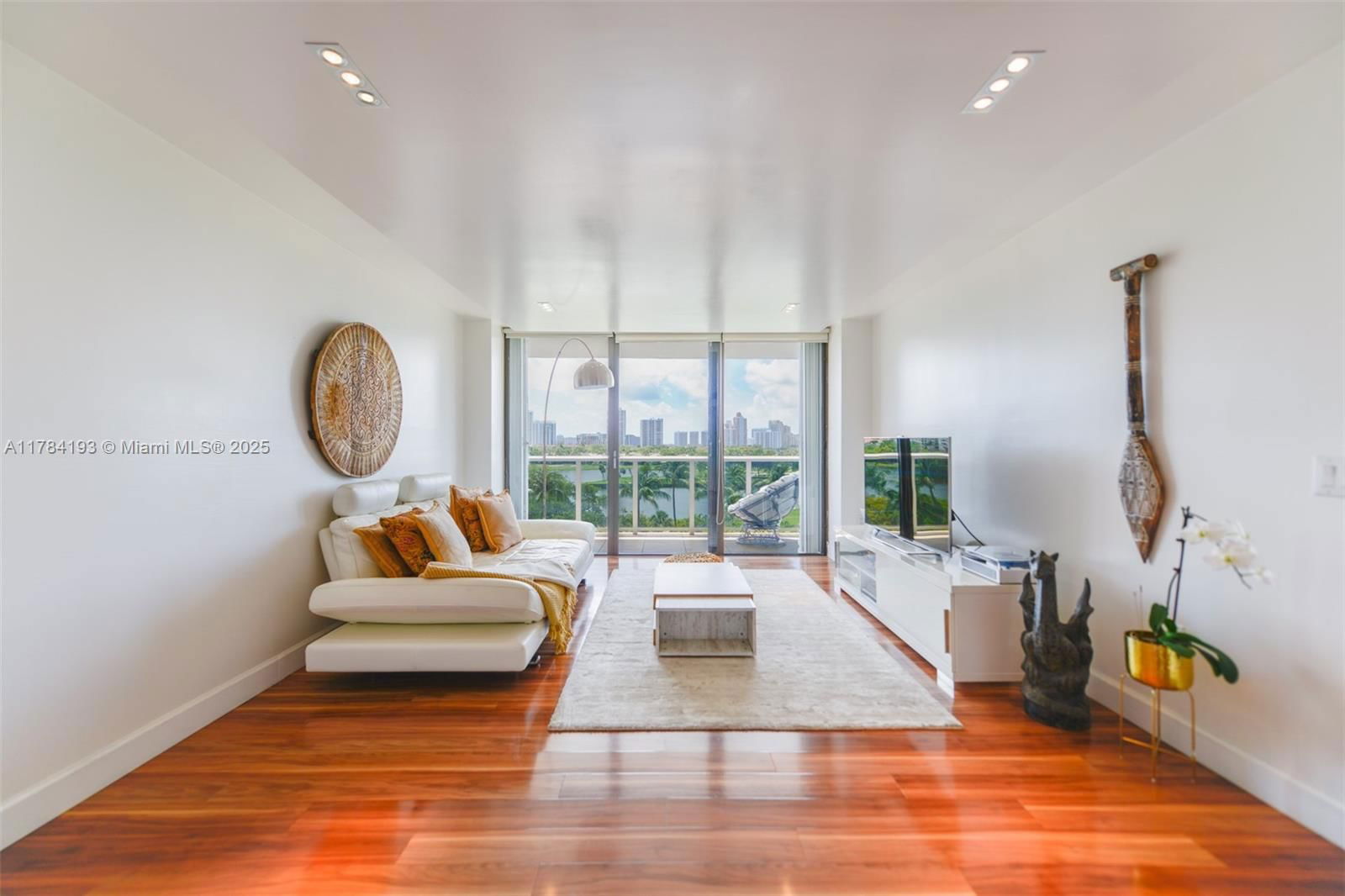 Real estate property located at 3625 Country Club Dr #707, Miami-dade, Aventura Eldorado Condo, Aventura, FL