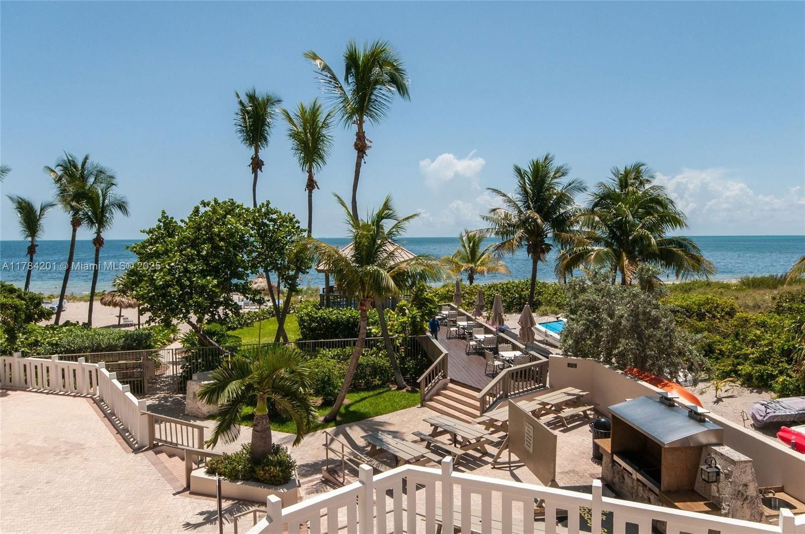 Real estate property located at 1121 Crandon Blvd F206, Miami-dade, Towers Of Key Biscayne Co, Key Biscayne, FL