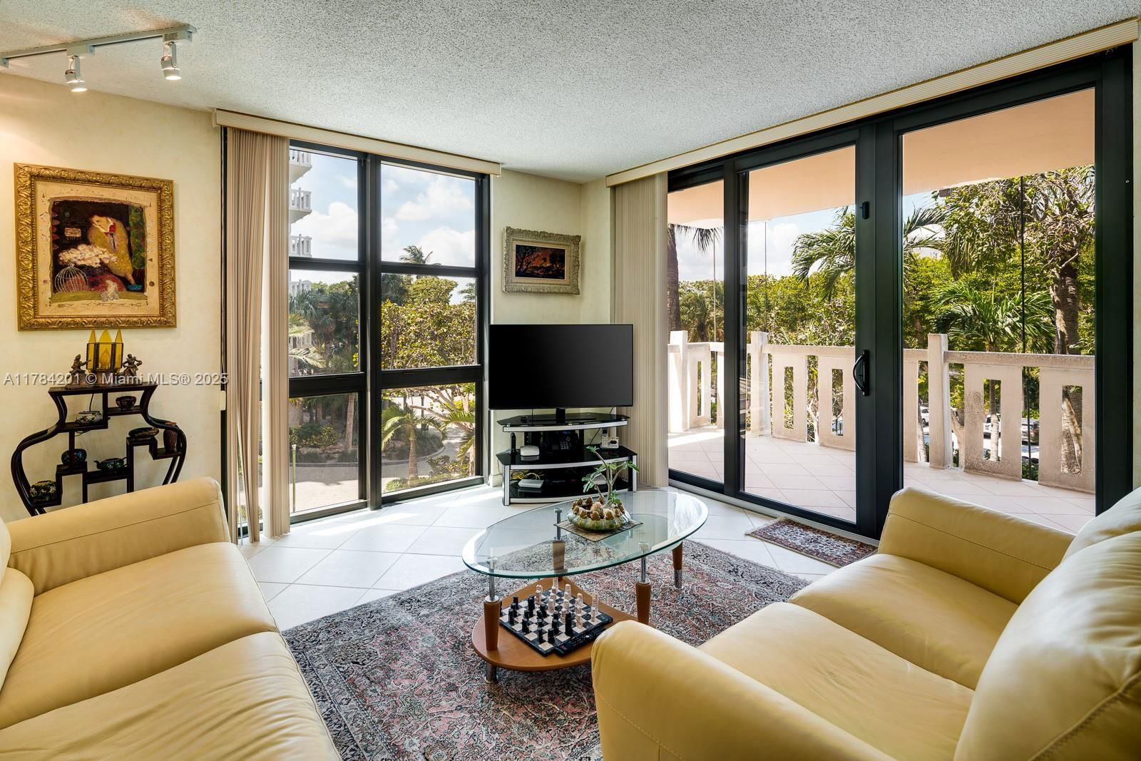 Real estate property located at 1121 Crandon Blvd F206, Miami-dade, Towers Of Key Biscayne Co, Key Biscayne, FL