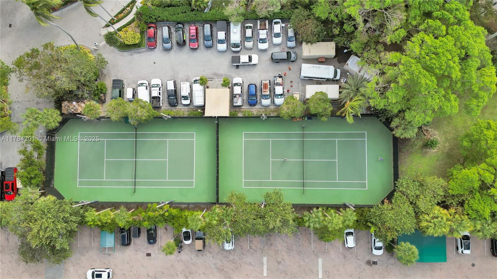 Real estate property located at 1121 Crandon Blvd F206, Miami-dade, Towers Of Key Biscayne Co, Key Biscayne, FL