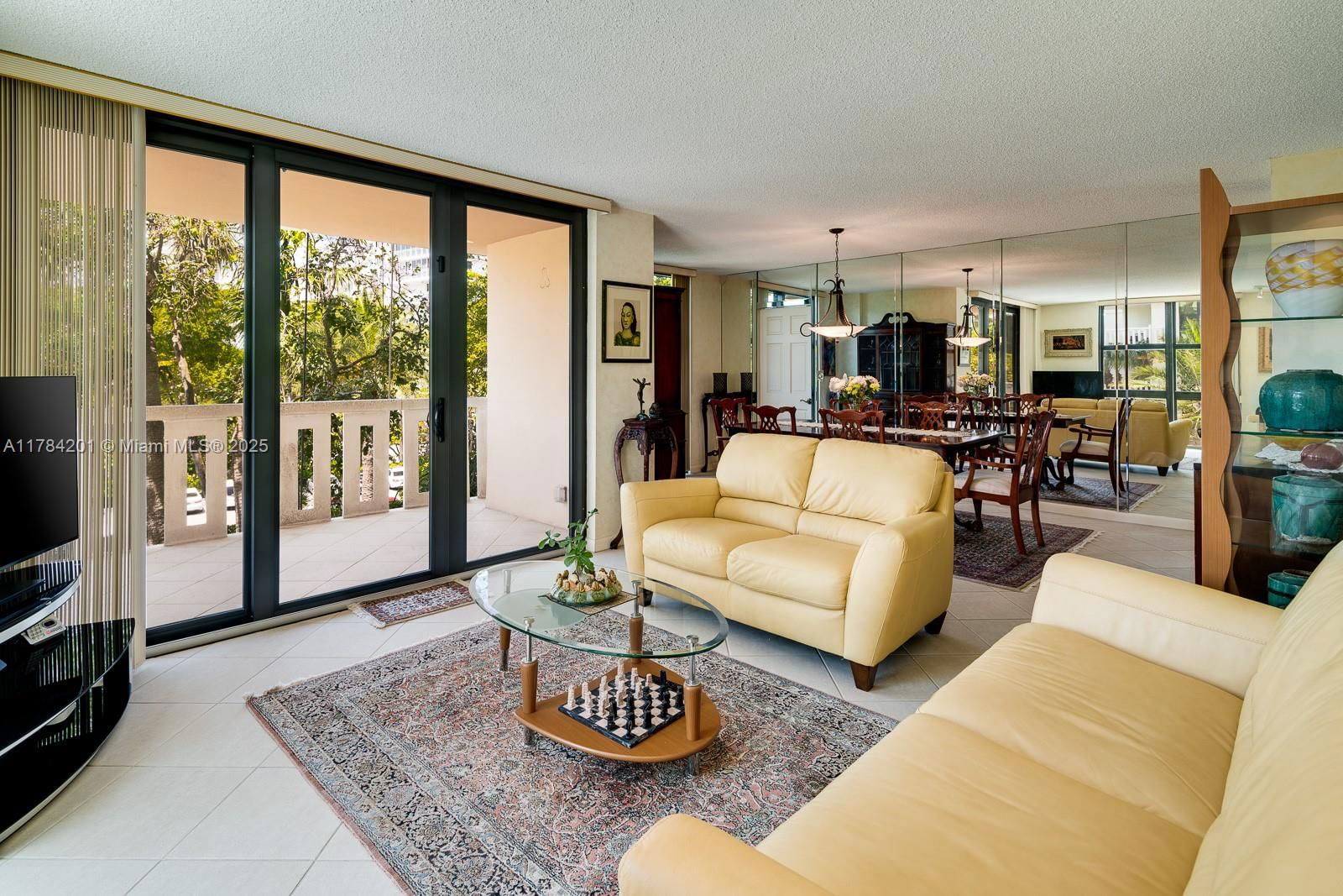 Real estate property located at 1121 Crandon Blvd F206, Miami-dade, Towers Of Key Biscayne Co, Key Biscayne, FL