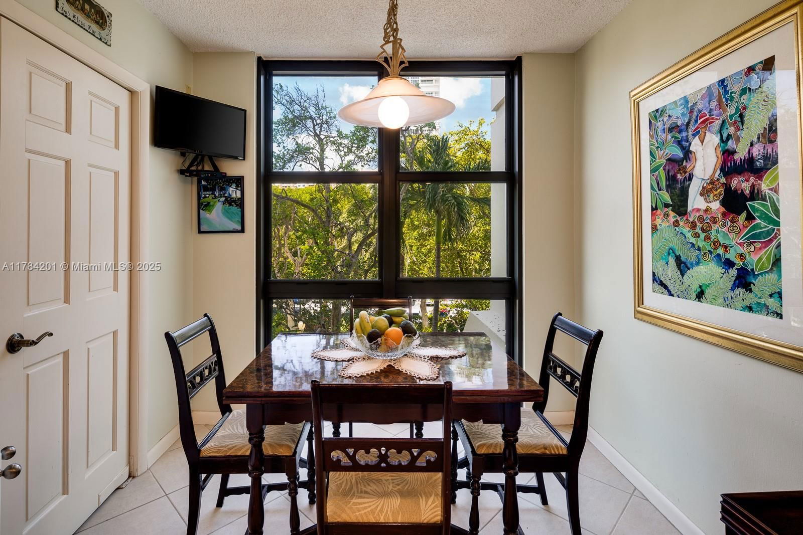 Real estate property located at 1121 Crandon Blvd F206, Miami-dade, Towers Of Key Biscayne Co, Key Biscayne, FL