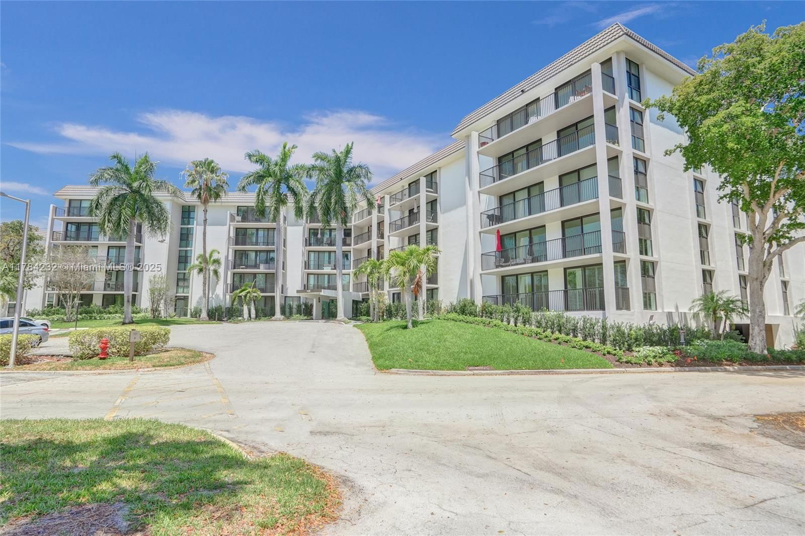 Real estate property located at 1101 River Reach Dr #110, Broward, River Reach Condominium I, Fort Lauderdale, FL