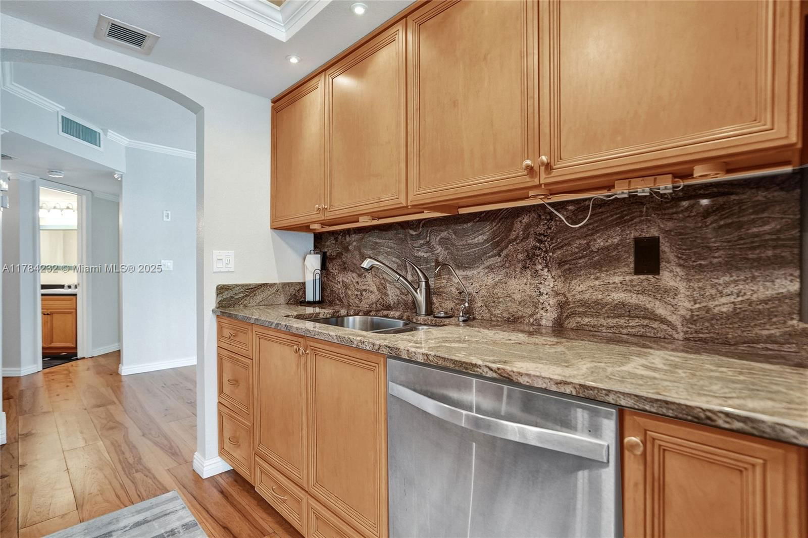 Real estate property located at 1101 River Reach Dr #110, Broward, River Reach Condominium I, Fort Lauderdale, FL