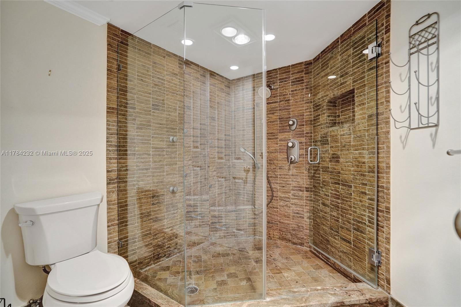 Real estate property located at 1101 River Reach Dr #110, Broward, River Reach Condominium I, Fort Lauderdale, FL