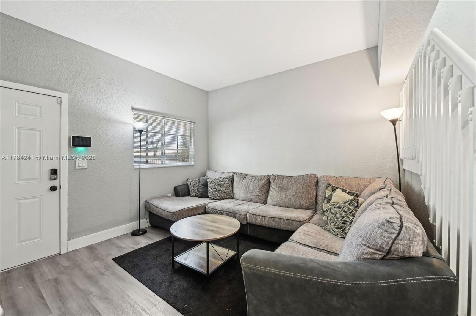 Real estate property located at 380 20th St # 8, Miami-dade, The Villas Of St Agnes Co, Miami, FL