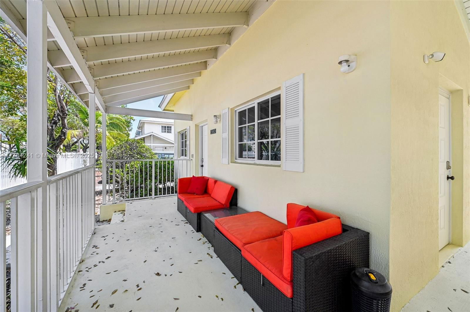 Real estate property located at 380 20th St # 8, Miami-dade, The Villas Of St Agnes Co, Miami, FL