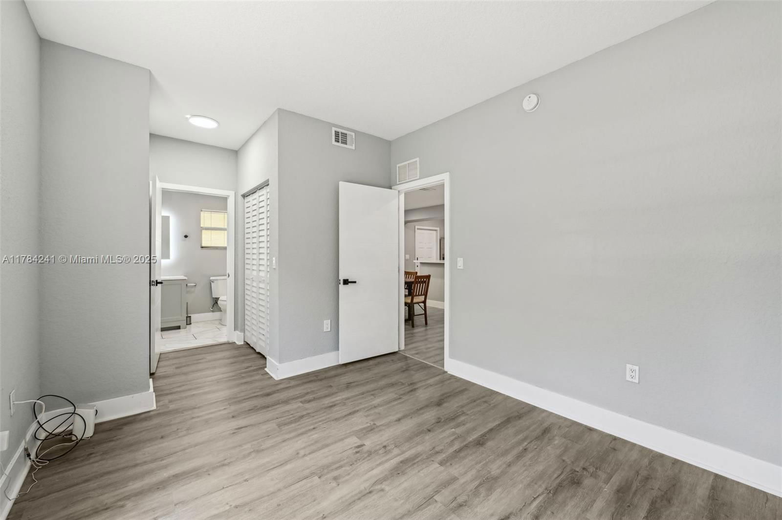 Real estate property located at 380 20th St # 8, Miami-dade, The Villas Of St Agnes Co, Miami, FL