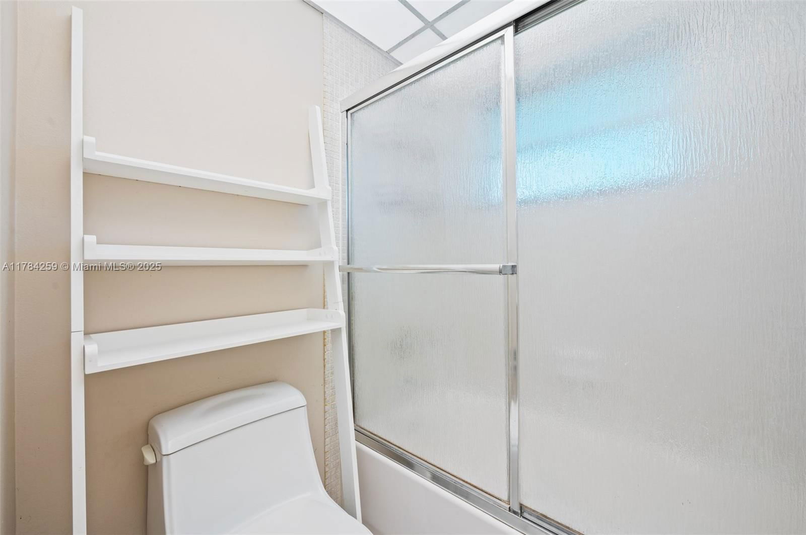 Real estate property located at 3000 Riverside Dr #309-1, Broward, Foxwood Hollow At Coral S, Coral Springs, FL