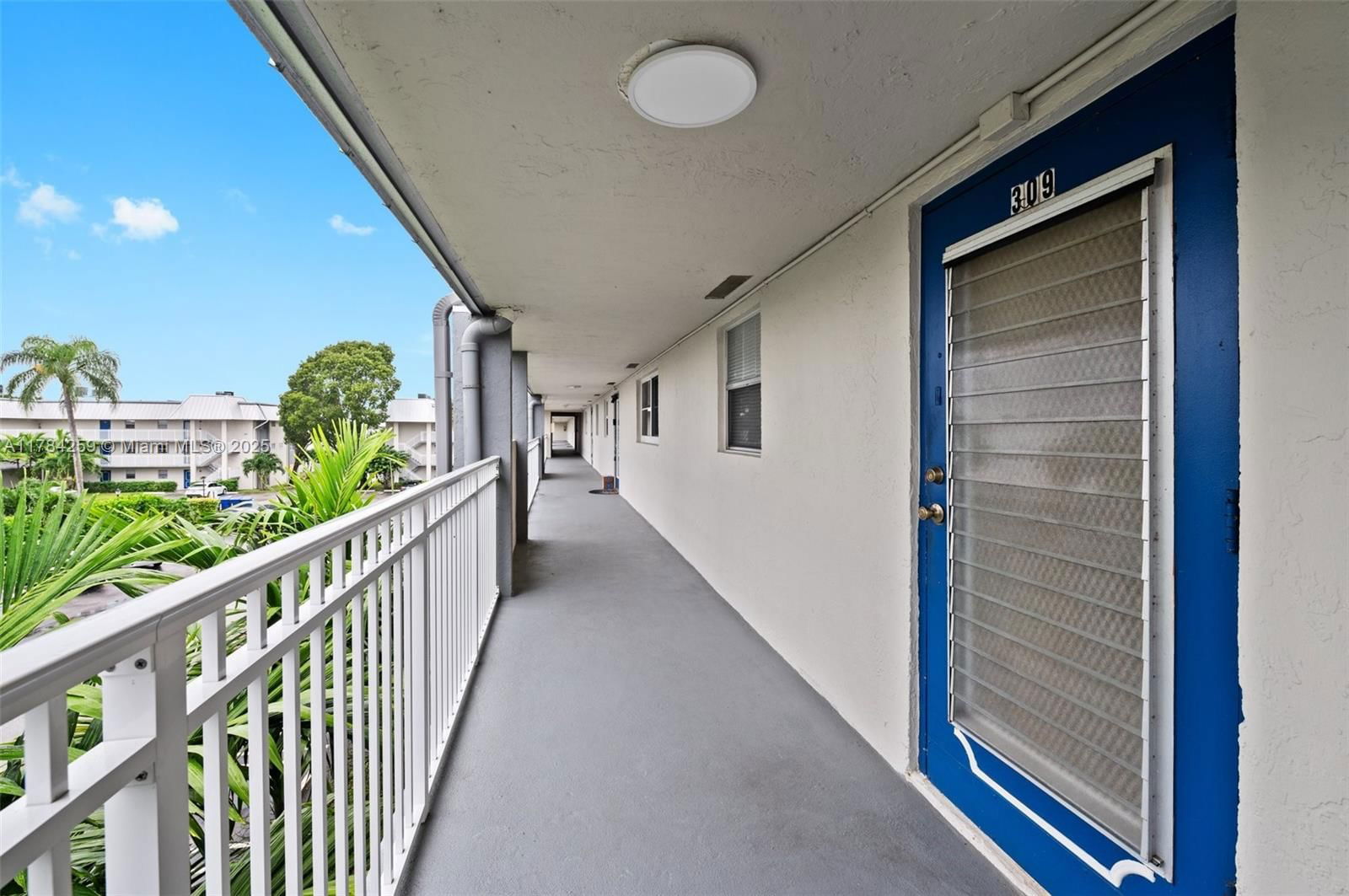 Real estate property located at 3000 Riverside Dr #309-1, Broward, Foxwood Hollow At Coral S, Coral Springs, FL