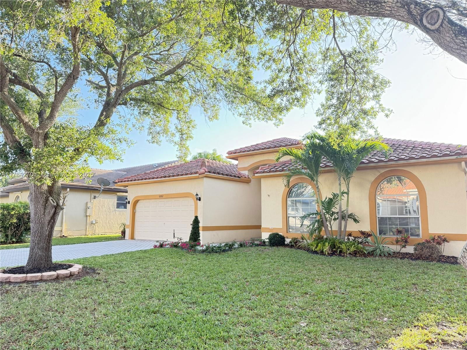 Real estate property located at 5352 NW 57th Ter, Broward, Coral Creek, Coral Springs, FL