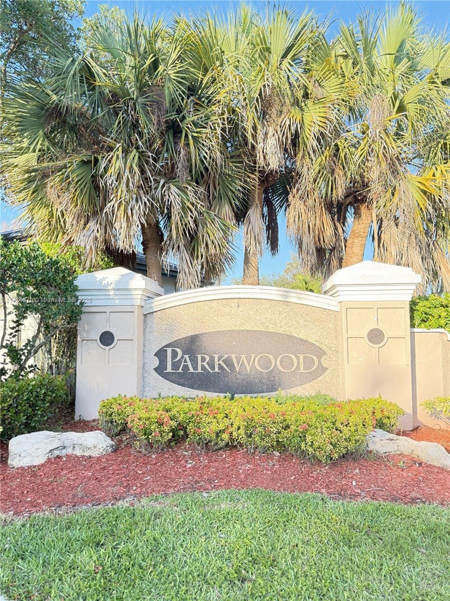 Real estate property located at 5352 NW 57th Ter, Broward, Coral Creek, Coral Springs, FL