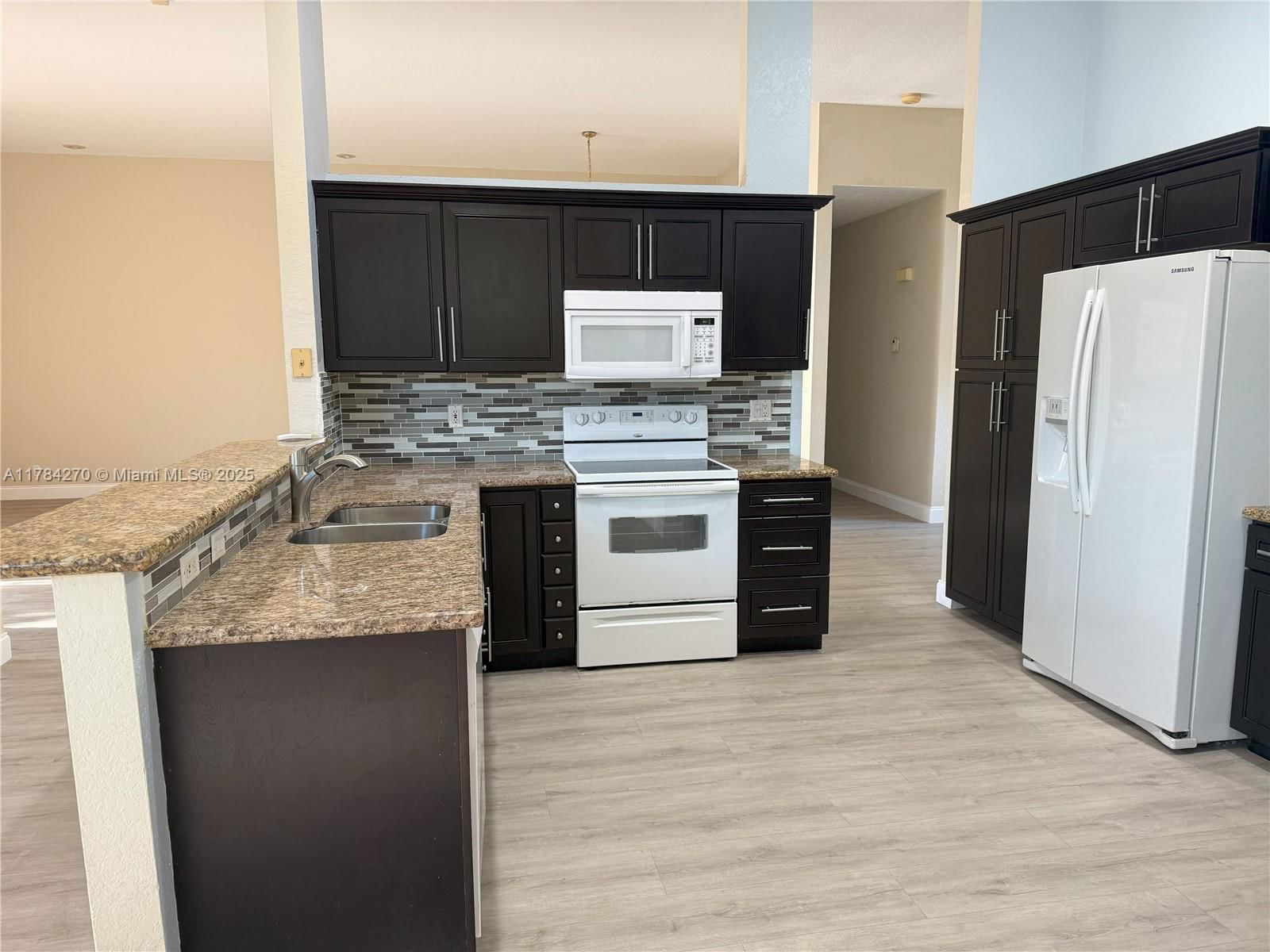 Real estate property located at 5352 NW 57th Ter, Broward, Coral Creek, Coral Springs, FL