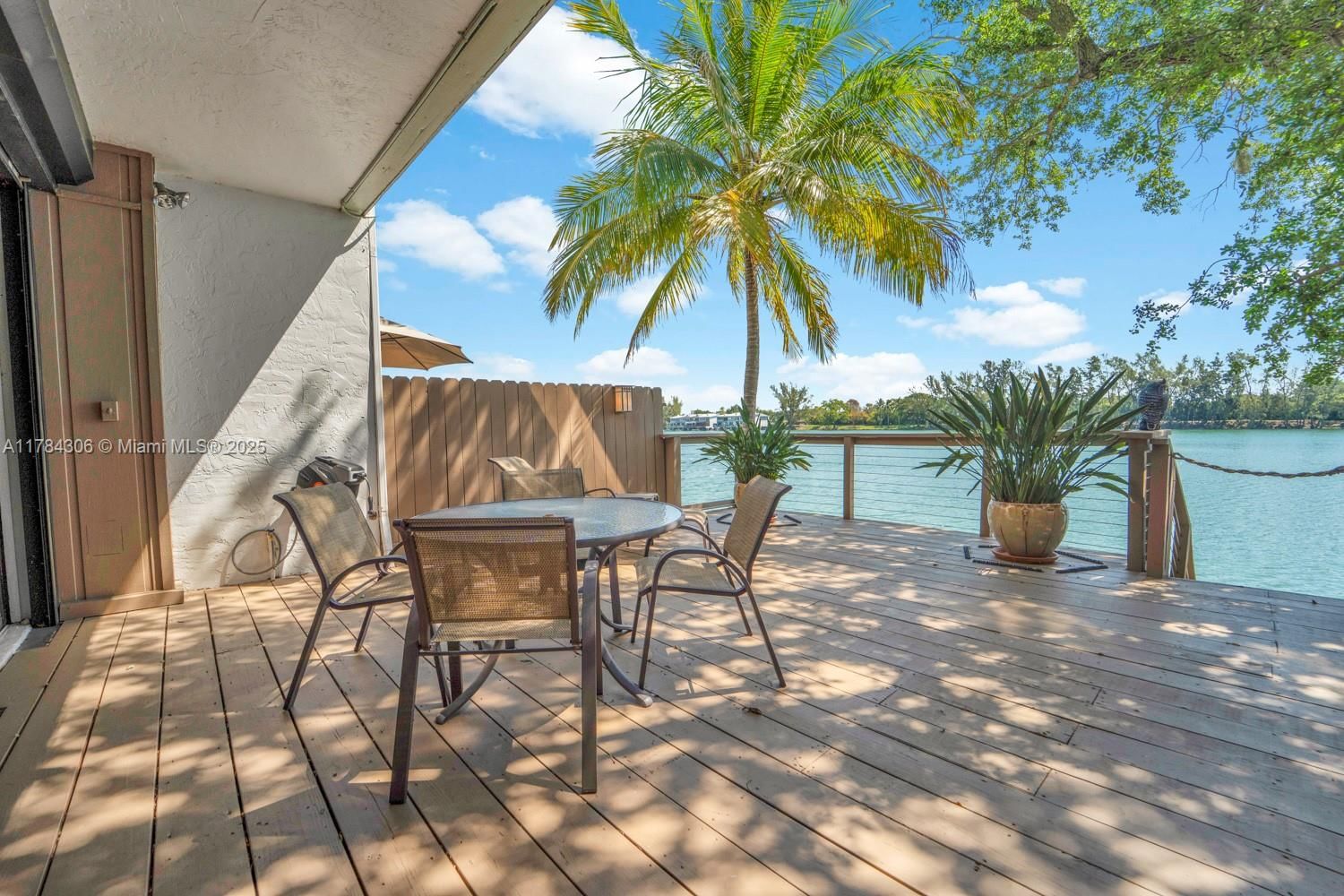 Real estate property located at 5059 71st Pl, Miami-dade, Lakeridge, Miami, FL