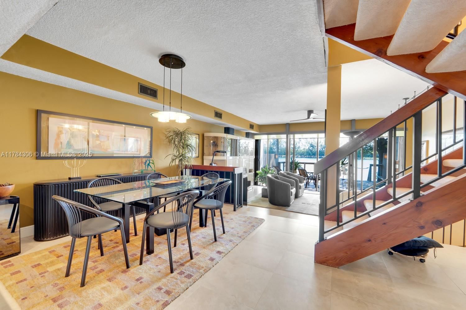 Real estate property located at 5059 71st Pl, Miami-dade, Lakeridge, Miami, FL