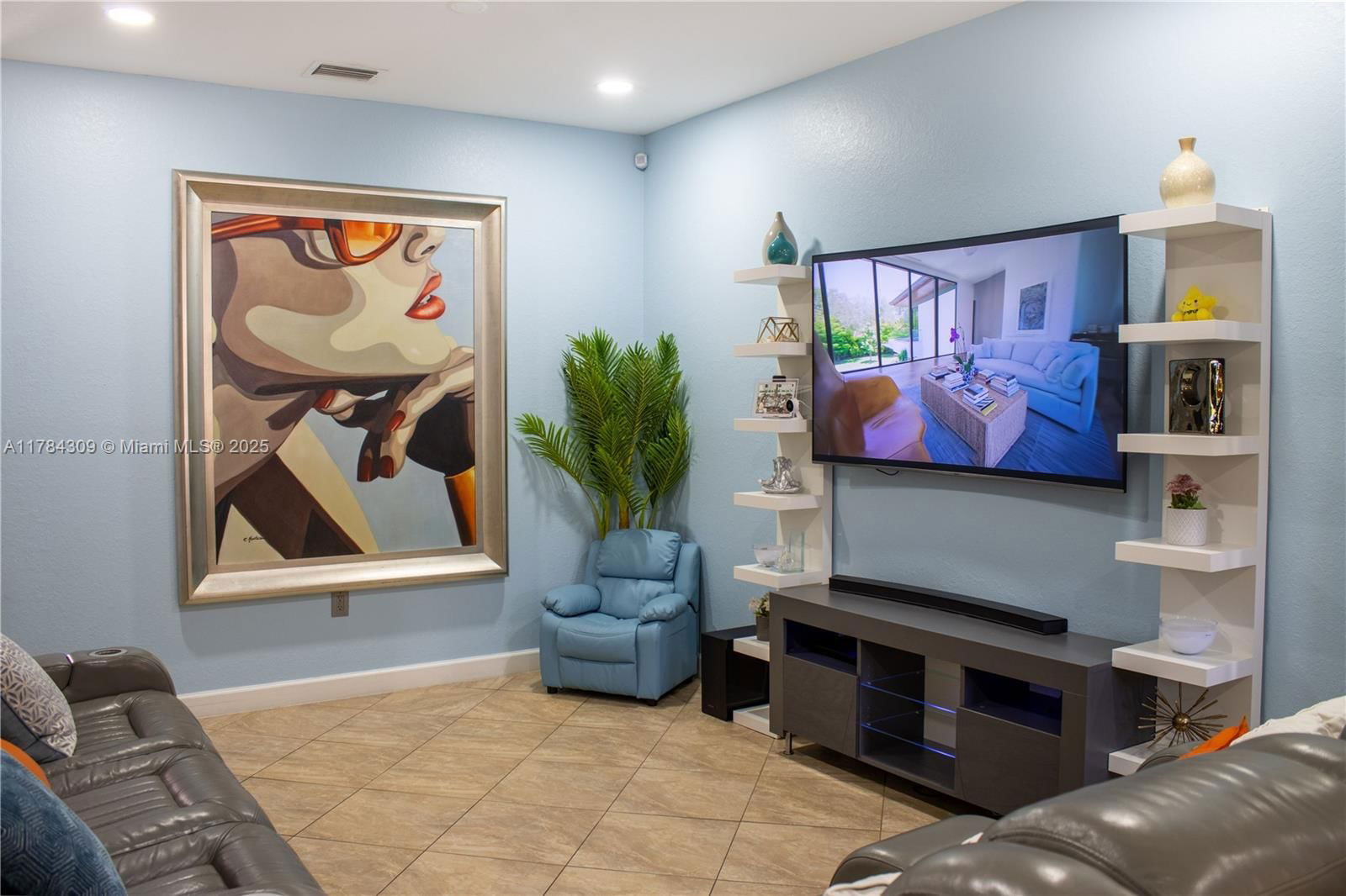 Real estate property located at 3323 W 90TH Ter, Miami-dade, 29, Hialeah, FL