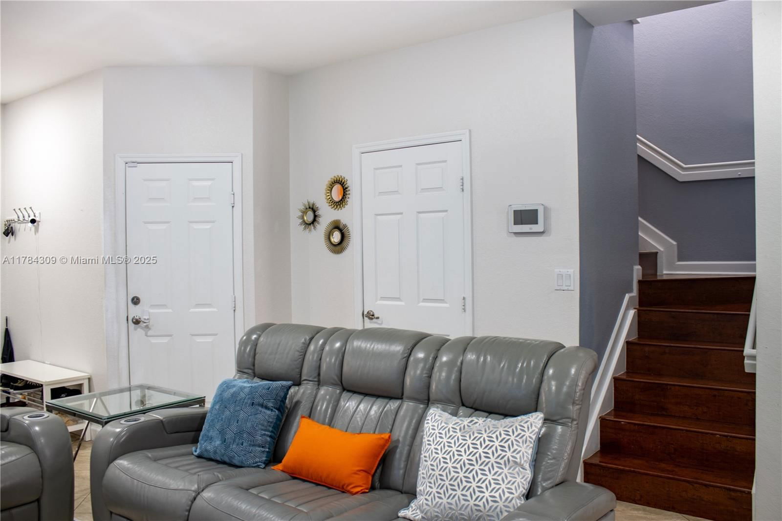Real estate property located at 3323 W 90TH Ter, Miami-dade, 29, Hialeah, FL