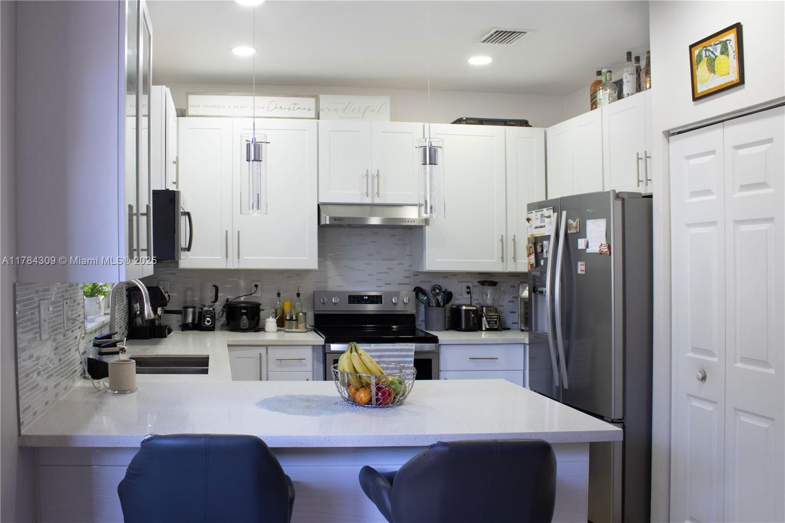 Real estate property located at 3323 W 90TH Ter, Miami-dade, 29, Hialeah, FL