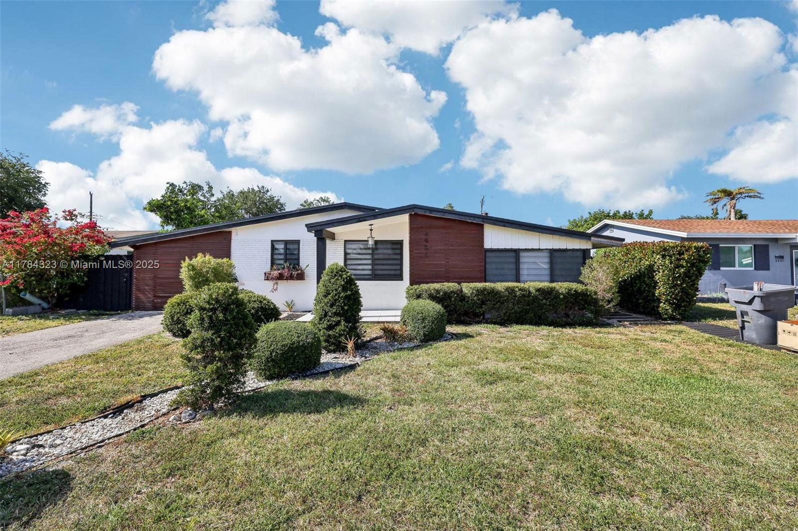 Real estate property located at 6451 Coolidge St, Broward, Driftwood Plaza, Hollywood, FL