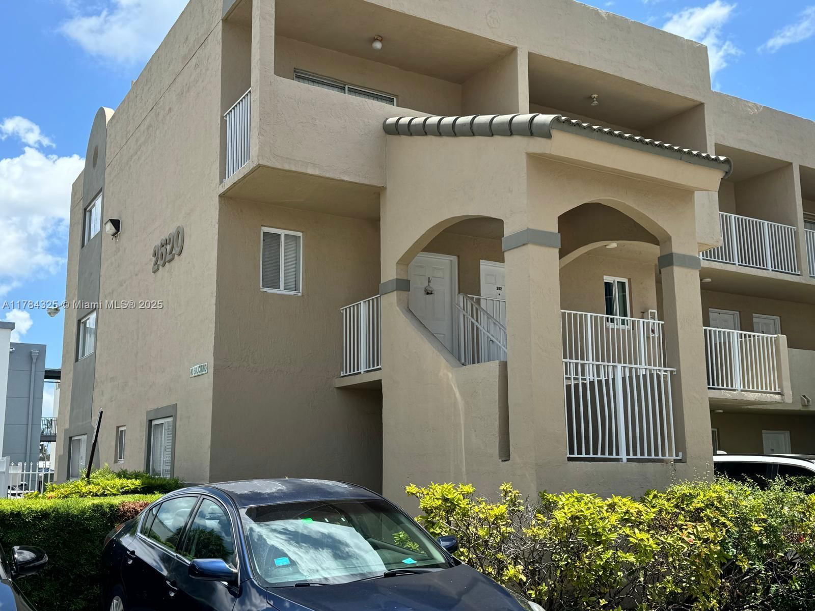 Real estate property located at 2620 76th St #201, Miami-dade, El Paraiso At Hialeah Con, Hialeah, FL
