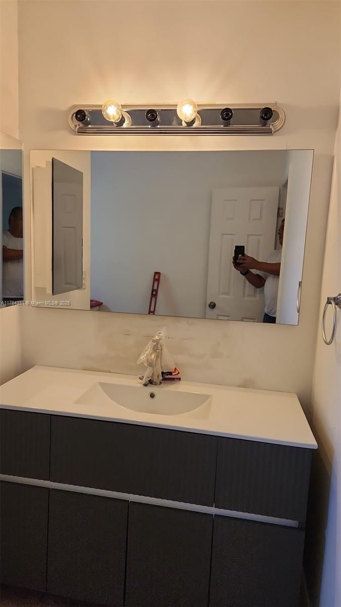 Real estate property located at 5955 25th Ct #208, Broward, Sunrise Towne Preferred 4, Sunrise, FL
