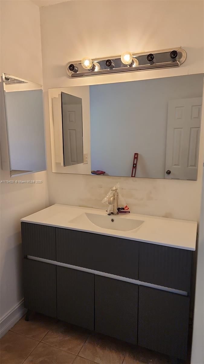 Real estate property located at 5955 25th Ct #208, Broward, Sunrise Towne Preferred 4, Sunrise, FL