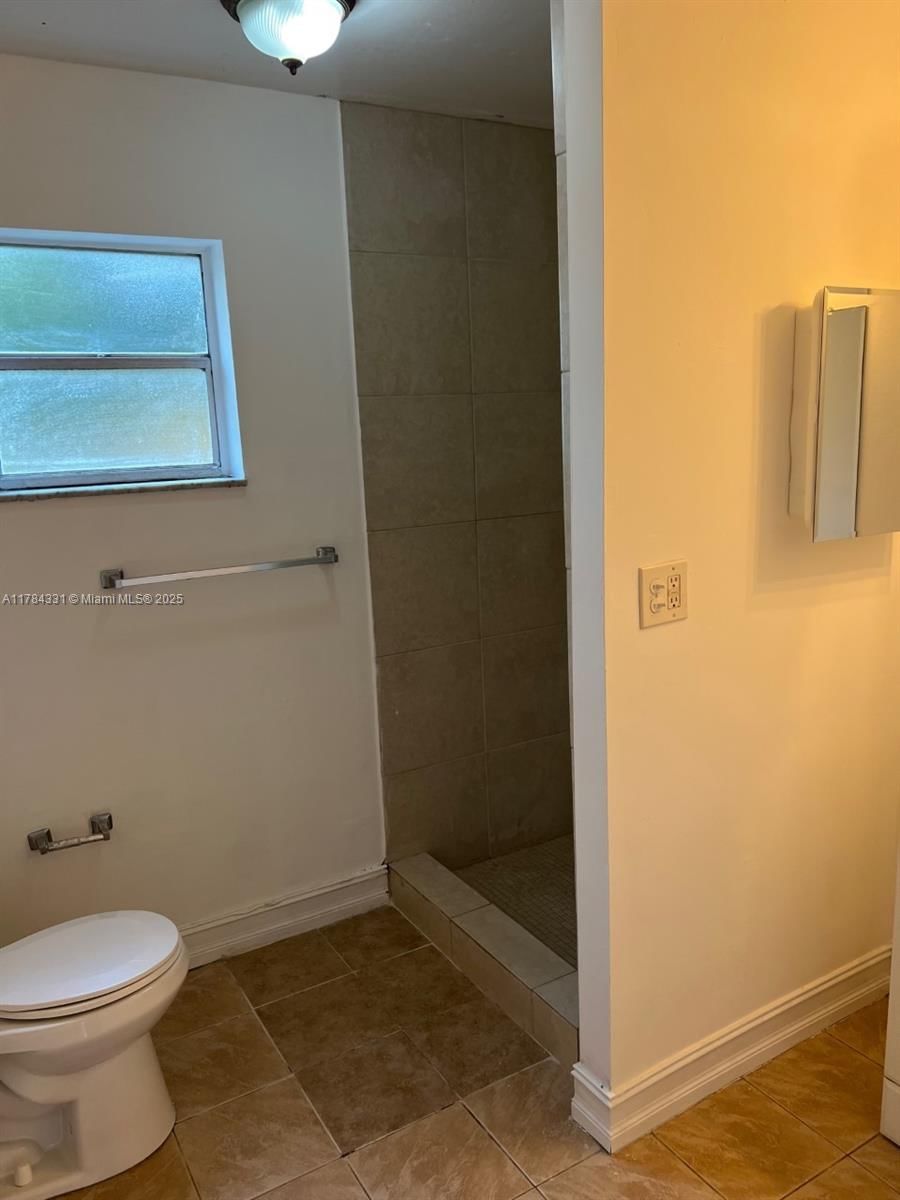 Real estate property located at 5955 25th Ct #208, Broward, Sunrise Towne Preferred 4, Sunrise, FL
