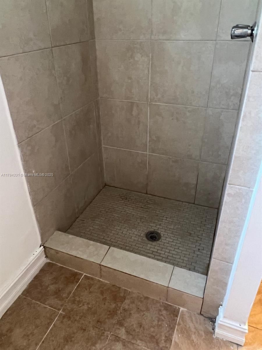 Real estate property located at 5955 25th Ct #208, Broward, Sunrise Towne Preferred 4, Sunrise, FL