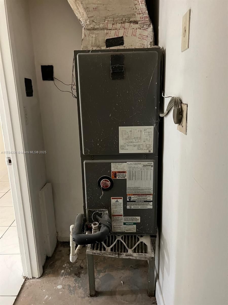 Real estate property located at 5955 25th Ct #208, Broward, Sunrise Towne Preferred 4, Sunrise, FL