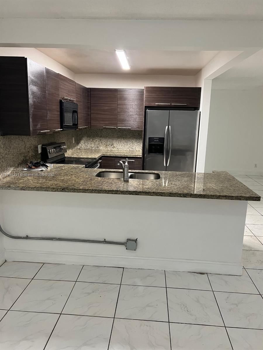 Real estate property located at 5955 25th Ct #208, Broward, Sunrise Towne Preferred 4, Sunrise, FL