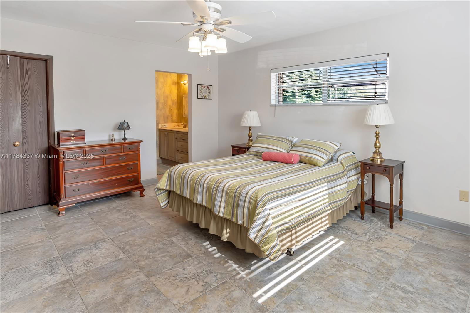 Real estate property located at 8941 176th St, Miami-dade, Pinewood Estates Second A, Palmetto Bay, FL