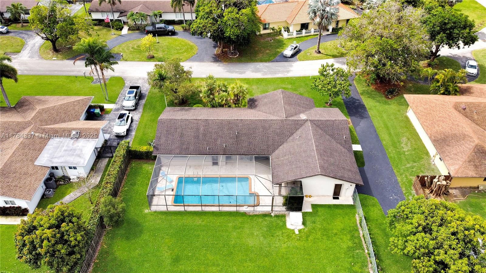 Real estate property located at 8941 176th St, Miami-dade, Pinewood Estates Second A, Palmetto Bay, FL
