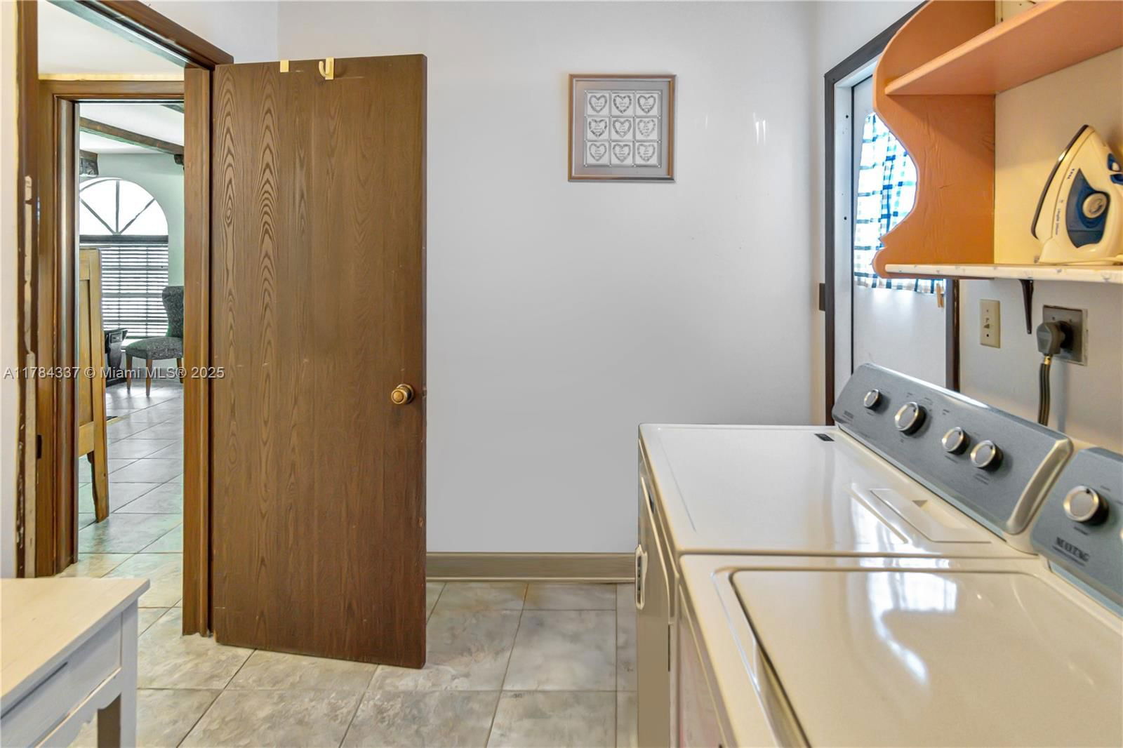 Real estate property located at 8941 176th St, Miami-dade, Pinewood Estates Second A, Palmetto Bay, FL