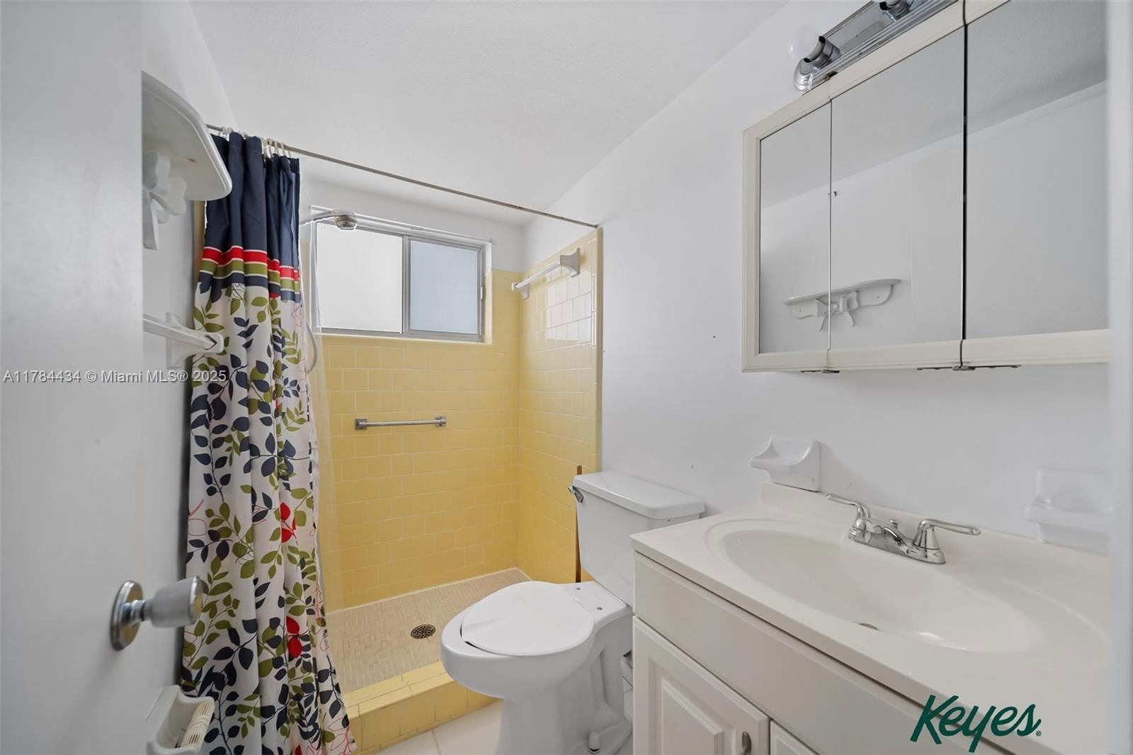 Real estate property located at 2113 Canal B2, Manatee, The Fourth Bayshore, Bradenton, FL