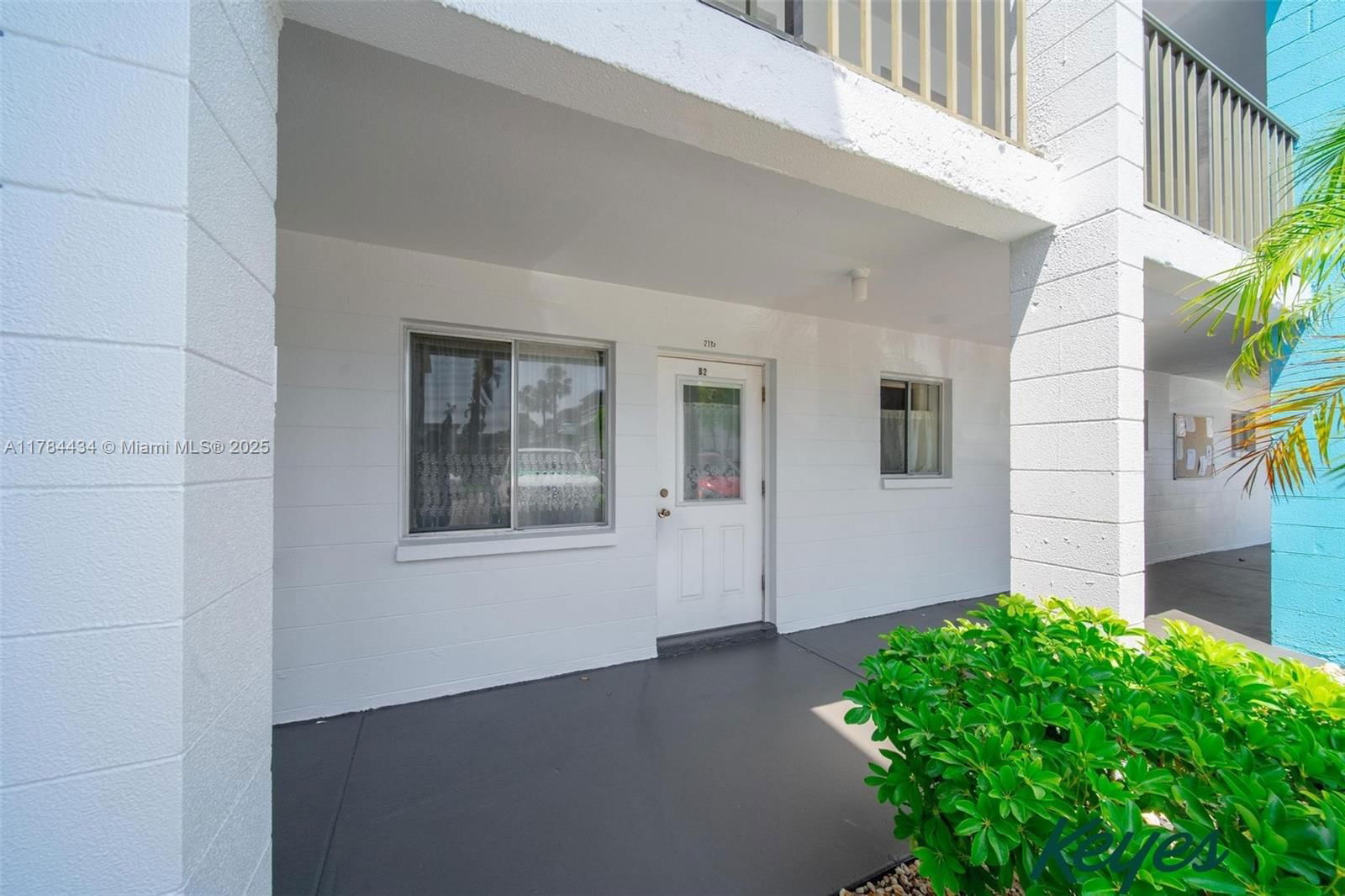 Real estate property located at 2113 Canal B2, Manatee, The Fourth Bayshore, Bradenton, FL