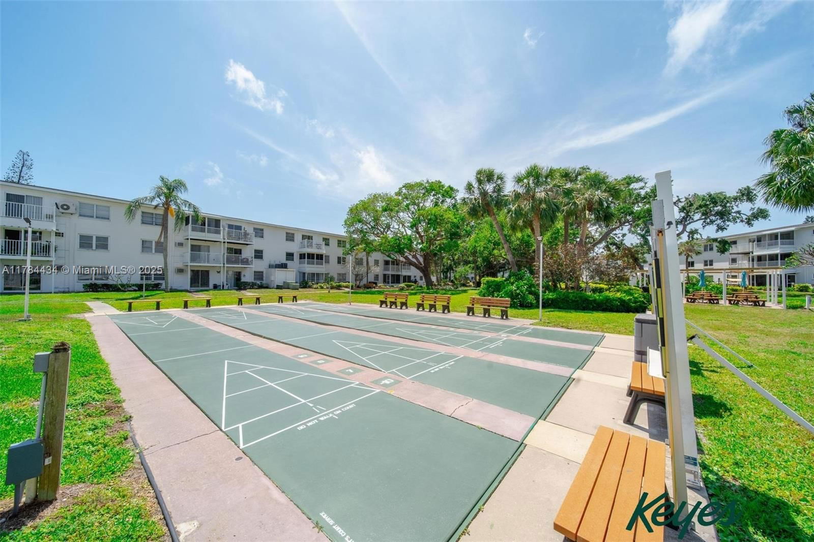 Real estate property located at 2113 Canal B2, Manatee, The Fourth Bayshore, Bradenton, FL