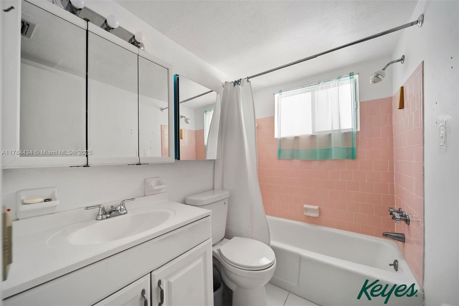 Real estate property located at 2113 Canal B2, Manatee, The Fourth Bayshore, Bradenton, FL