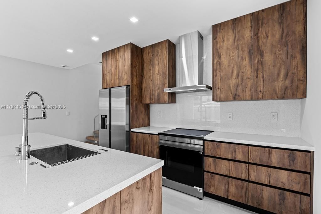 Real estate property located at 320 Florida Blvd, Miami-dade, Flagami Sec A, Miami, FL