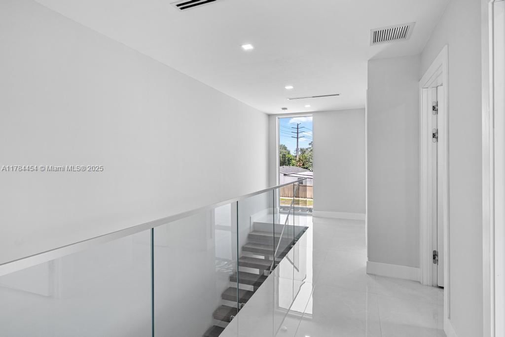 Real estate property located at 320 Florida Blvd, Miami-dade, Flagami Sec A, Miami, FL