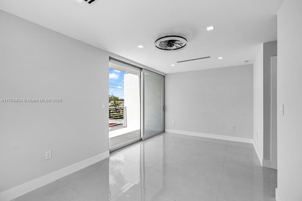 Real estate property located at 320 Florida Blvd, Miami-dade, Flagami Sec A, Miami, FL
